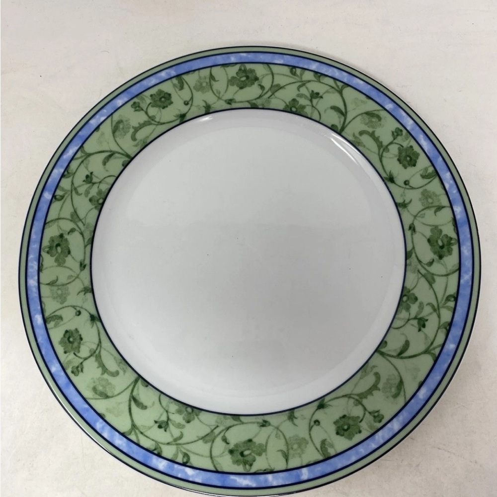 Wedgwood Watercolour 10 - 3/8" Dinner Plate - Picture 7 of 8